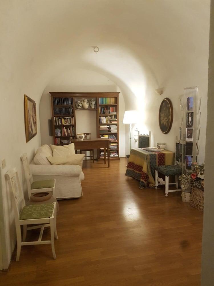 Residenza D Epoca Il Casato Bed & Breakfast 3*