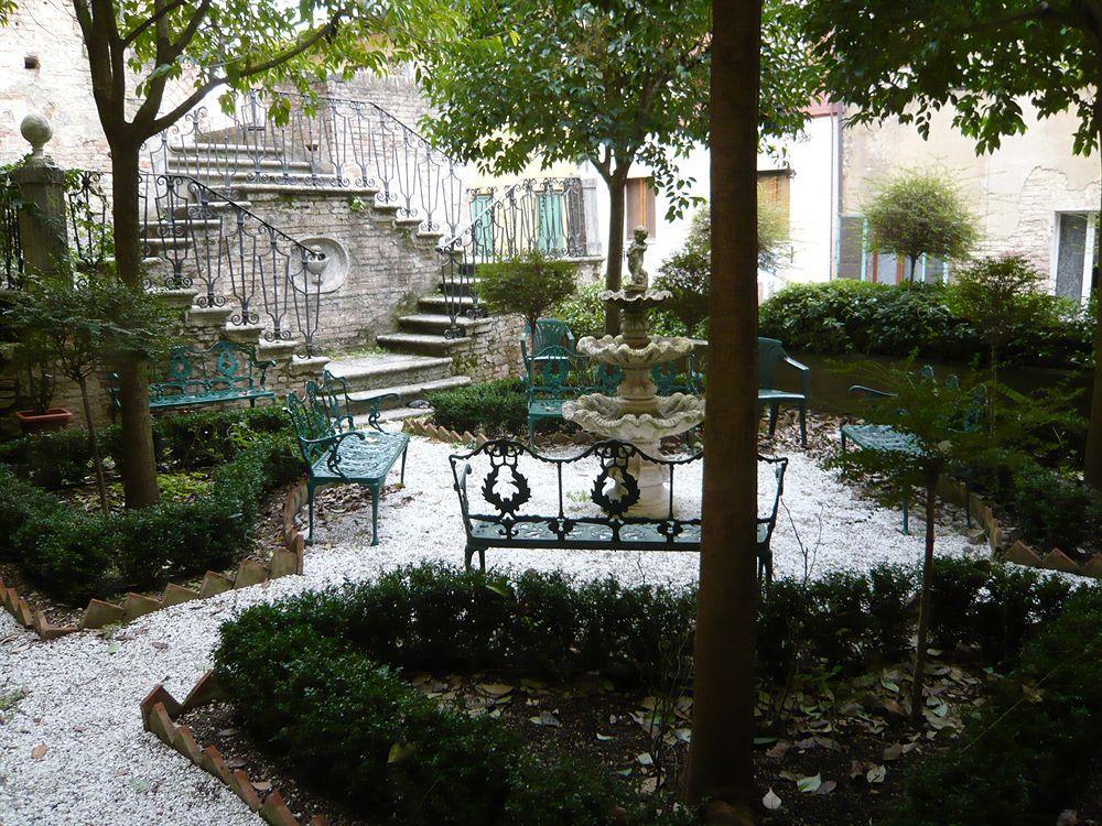 Residenza D Epoca Il Casato Bed & Breakfast Siena
